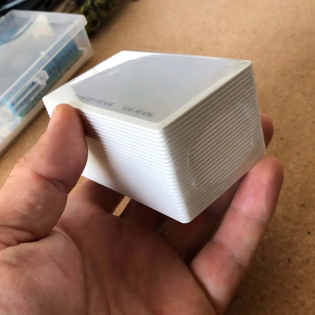 ROSSLARE EM Clamshell Card Read only 26A Box of 25 - Avenger Security